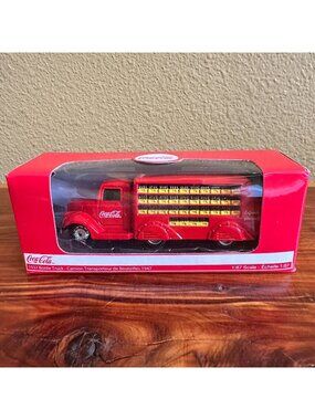 1937 Coca-Cola Bottle Truck Diecast Model 1:87 Scale In Original Box